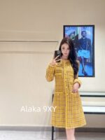 Chanel   2024a autumn and winter new highend custom handmade workshop series  imported yellow camellia coarse woolen yarn woven dress jacket for women. 100 silk lining - Image 23