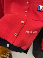 LOUIS VUITTON   Christmas Red Knitted Cardigan for Women 2024 Autumn/Winter New Product: Metal Snap Black Edging Sleek Knitted Jacket Coat - Image 21