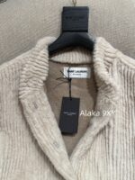 Yves Saint Laurent, the heiress of a wealthy family ” 2024 autumn and winter new stand up collar fur integrated soft and versatile fur coat made of highquality soft and environmentally friendly fur - Image 12
