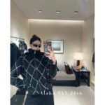 Chanel Y2k stylefuturistic 24 CoCo Neige series rhinestone curved sunglasses for women   Handsome and versatile, unbeatable, showing off a small face. Gift box packaging - Image 7