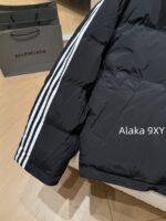 balenciaga  BB Classic Collection2024 Autumn/Winter New Collection Three Bar Bread Cotton Jacket/Men's and Women's Loose fit - Image 6