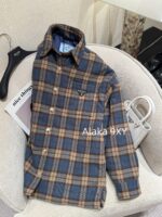 PRADA 2024 Autumn/Winter New Collection   Classic plaid shirt design with 100 wool plaid fabric and inverted triangle collar  Badge logo cotton jacket - Image 11