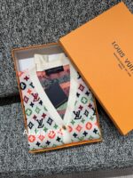 LOUIS VUITTON   24ss Autumn/Winter New CollectionColorful Jacquard Letter Logo Color blocked Vneck Knitted Cardigan Women's Wool Material - Image 10