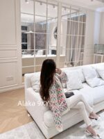 LOUIS VUITTON   24ss Autumn/Winter New CollectionColorful Jacquard Letter Logo Color blocked Vneck Knitted Cardigan Women's Wool Material - Image 22