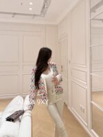 LOUIS VUITTON   24ss Autumn/Winter New CollectionColorful Jacquard Letter Logo Color blocked Vneck Knitted Cardigan Women's Wool Material - Image 24