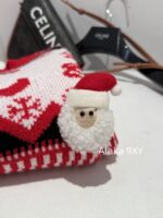 CELINE   2024 Autumn/Winter New "Christmas Limited Edition Series" Red Envelope Color blocked Kai Xuan Men Round Neck Wool Knitted Head Sweater for Women. - Image 19
