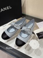 CHANEL    Early Spring New Milan Fashion Show Collection  Super Hot Butterfly Knot Rabbit Ears Mary Jane Single Shoes for Women. Imported sheepskin is super comfortable - Image 22