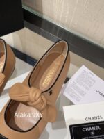 CHANEL    Early Spring New Milan Fashion Show Collection  Super Hot Butterfly Knot Rabbit Ears Mary Jane Single Shoes for Women. Imported sheepskin is super comfortable - Image 40