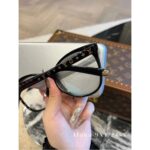 LOUIS VUITTON Ouyang Nana Same Style   Lucky Clover Natural Beauty Artifact Printed Logo Metal Wide Edge Frame Flat Mirror - Image 10