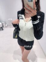 miumiu   24 Early Autumn New Collection  Black and white color blocked chest embroidered letter logo, lapel zipper wool knitted cardigan jacket for women - Image 8