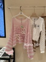 LOEWE Pink Muse Goddess24ss Early Autumn New Collection Handmade Hook Flower Fans Sweet Wool Hoodie Sweater for Women - Image 3