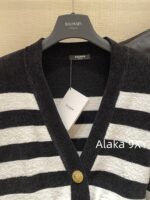 BALMAIN2024ss Early Autumn New Collection  High Version Classic Black and White Striped Metal Buckle VNeck Padded Shoulder Knitted Cardigan Coat for Women. - Image 5