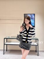 BALMAIN2024ss Early Autumn New Collection  High Version Classic Black and White Striped Metal Buckle VNeck Padded Shoulder Knitted Cardigan Coat for Women. - Image 23