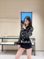 BALMAIN is a musthave for socialites B  24 early autumn new bright silk embroidery jacquard logo metal buckle slim fit long sleeved knitted sweater cardigan top coat - Image 25