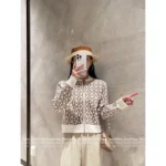 Hermes 🍊 2025 Early Autumn New Collection Jacquard Pig Nose Logo Zip-Up Cardigan in Cashmere/Wool Blend