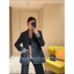 Louis Vuitton 2025SS Early Fall Collection 💙 Women's Denim Jacket - Cuff Lining Clover Print Logo & Metal Button Detail