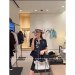 Chanel 2025A Early Fall Haute Atelier Collection 💙 Women's Navy Tweed Short-Sleeve Jacket - Round Neck + Four-Pocket Design