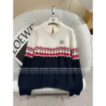 LOEWE 2025SS Fall/Winter Collection ♥️ Classic Embroidered Logo Wool Blend Sweater - Stand Collar Zip-Up w/ Colorblock Jacquard