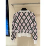 BURBERRY ♥️2025 Early Autumn New Collection Colorblock Plaid Cavalry Embroidered Logo Crewneck Knit Cardigan for Women - Image 2