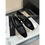 Chanel 25B Early Fall Collection 🌈 Runway Bow Mary Janes - Square-Toe Pump with Handcrafted Logo Detail - Image 7
