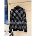 BURBERRY 2025 Early Fall Collection 🆕 Classic Plaid Color-Block Sweater - Unisex Oversized Wool Blend Pullover - Image 2