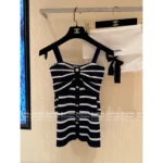 Chanel Vintage Retro Collection 🔍 Black & White Contrast Wool Knit - Strapless Square-Neck Tank Top - Image 9