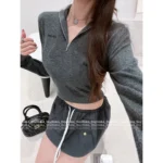 miumiu 2025SS Early Fall Collection 🩶 Women's Zip-Up Turtleneck Wool Knit - Fitted Jacquard Logo Sweater - Image 4