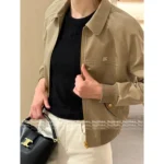 CELINE 2025SS Early Fall Collection 🤎 Structural Utility Jacket - Khaki Canvas w/ 3D Embroidery & Notch Collar - Image 12