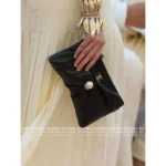 Chanel 2025SS Spring/Summer Collection 💫 Pearl-Accordion Evening Bag - Detachable Chain Multi-Way clutch - Image 7