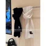 Chanel 25A Fall/Winter Collection ☑️ Heavyweight Knit Set - 100% Cashmere Pineapple Scarf & Beanie - Image 14