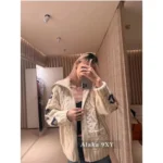 Chanel 2024N Coco Neige Ski Collection 🆕 Jacquard Logo Cardigan - Zip-Front Knit Jacket with Artisanal Crochet - Image 16