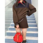 miumiu 2025SS Early Fall Collection 🤎 Maillard Color-Block Hoodie - Zip-Up Notch Collar Pullover & Brown Knit Skirt - Image 5