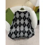 Gucci 2025SS Early Fall Collection 🩶 British Style Argyle Cardigan - Color-Block Knit Blazer with Logo Detail - Image 13