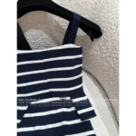 Chanel Vintage Retro Collection 🔍 Black & White Contrast Wool Knit - Strapless Square-Neck Tank Top - Image 8