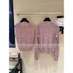 Chanel 2025A Early Fall Collection 🎀 Women’s Dusty Pink Jacquard Cardigan - Wool Blend w/ Pocket Detail (Haute Minimalism) - Image 2