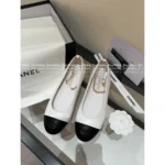 Chanel 2025B Early Fall Collection 🐼 Color-Block Mary Janes - Leather Chain Strap Two-Tone Pumps - Image 6
