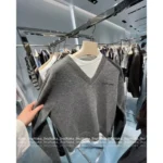 miumiu 2025SS Fall/Winter Collection 🩶 Mock Two-Layer Sweater - Embroidered Logo Imported Cashmere Blend - Image 3