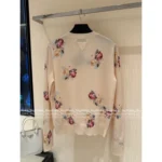 Chanel 🌷 2025SS Early Autumn New Collection Jacquard Tie-Dye Floral Embroidered Loho Wool Knit Cardigan for Women - Image 4