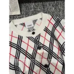BURBERRY ♥️2025 Early Autumn New Collection Colorblock Plaid Cavalry Embroidered Logo Crewneck Knit Cardigan for Women - Image 10