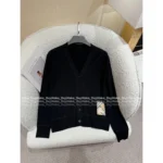BURBERRY 2025 Early Fall Collection 🐑 Equestrian Embroidered Cardigan - 100% Wool V-Neck Knit Coat - Image 7