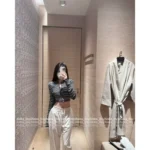Louis Vuitton 2025SS Spring/Summer Collection 🖤 Must-Have "Spicy Girl" Top - Striped Shell Jacquard Knit Cardigan & Tee - Image 7