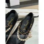 Chanel 25B Early Fall Collection ⛓️ Runway Chain & Patent Leather Mary Janes - Pearl-Accented Pumps for Elegant Style - Image 6