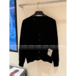 BURBERRY 2025 Early Fall Collection 🐑 Equestrian Embroidered Cardigan - 100% Wool V-Neck Knit Coat - Image 6