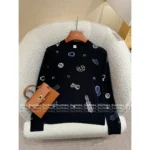 Hermes 2025 Fall/Winter Collection 🆕 Emblem Jacquard Cashmere Sweater - 100% Kashmir Wool w/ Round Neck & Signature Logo - Image 14