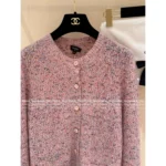 Chanel 2025A Early Fall Collection 🎀 Women’s Dusty Pink Jacquard Cardigan - Wool Blend w/ Pocket Detail (Haute Minimalism) - Image 10