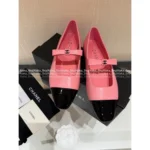 Chanel 25B Early Fall Collection 🌈 Runway Bow Mary Janes - Square-Toe Pump with Handcrafted Logo Detail - Image 12