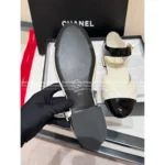 Chanel 25B Early Fall Collection 🔍 Timeless "Rich Girl" Mary Janes - Argyle Color-Block with Metal Logo - Image 4