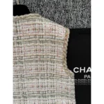 Chanel 25A Early Fall Collection 💛 Haute Atelier Waistcoat - Gold-Thread Woven Tweed Vest w/ Crystal Buttons - Image 18