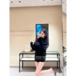 Louis Vuitton 2025 Early Fall Collection 🆕 Women's Navy Wool Off-Shoulder Pullover - Metal Chain ⛓️ Detail & Relaxed Fit - Image 9
