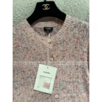 Chanel 2025A Early Fall Collection 🎀 Women’s Dusty Pink Jacquard Cardigan - Wool Blend w/ Pocket Detail (Haute Minimalism) - Image 8